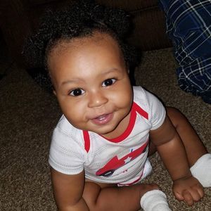 Meet your Posher, Simone